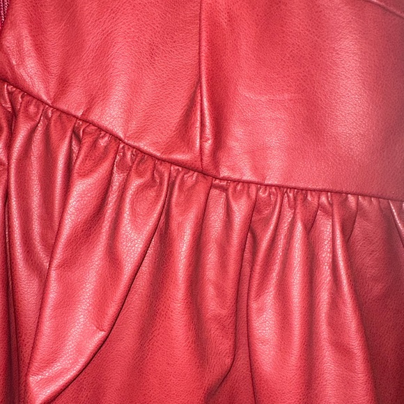 Size S. Faux Leather. Wine colored. From a boutique - Picture 5 of 6